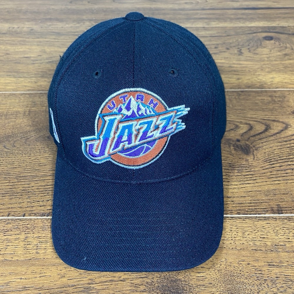 Vintage Utah Jazz Reebok Mountain Logo Strapback Hat Black NBA Basketball Cap